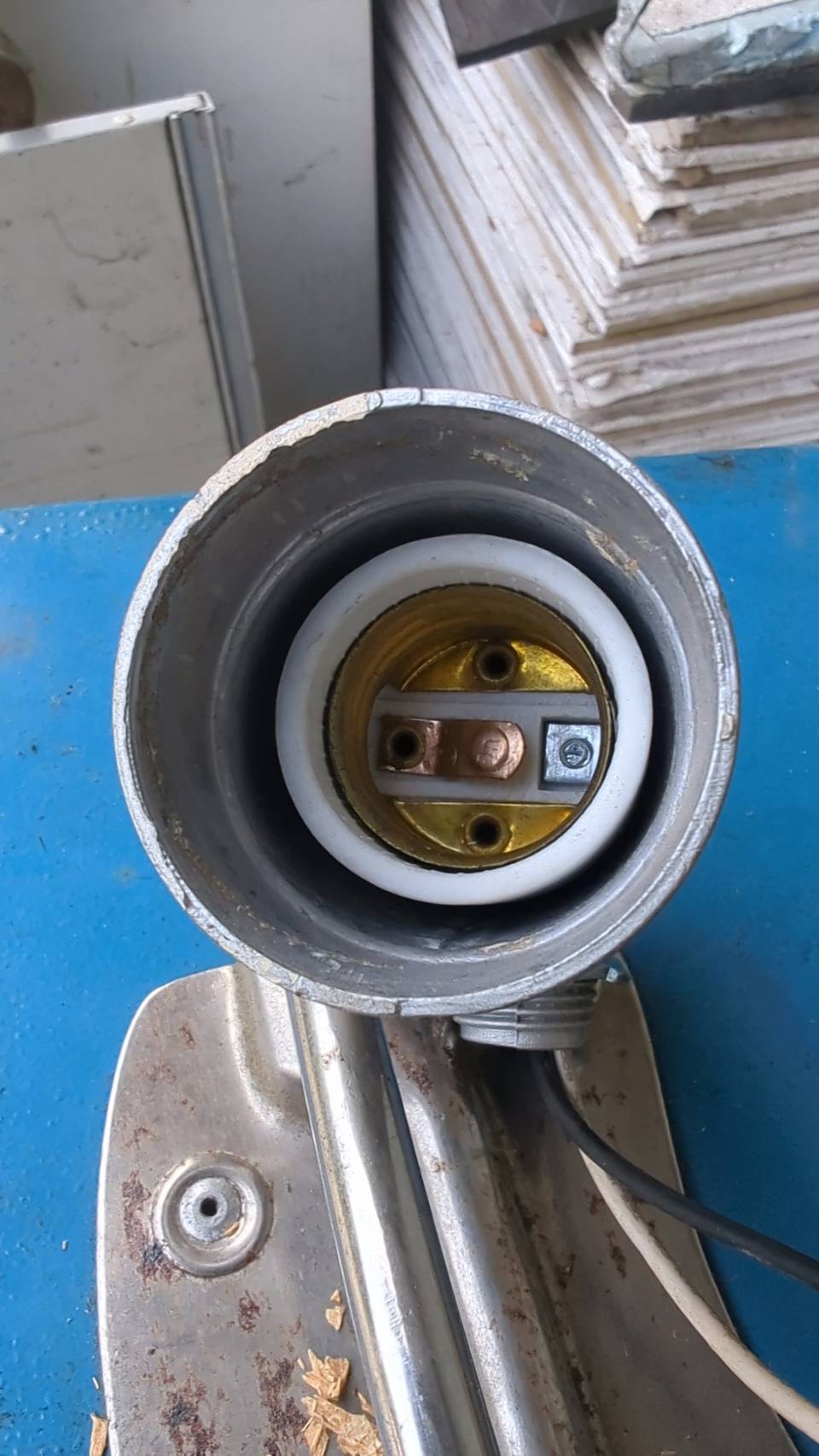 可調照射角度之鋁製燈座